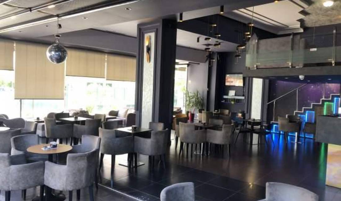 Jepet Me Qera Bar-Lounge Ne Astir (ID BL227) Tirane