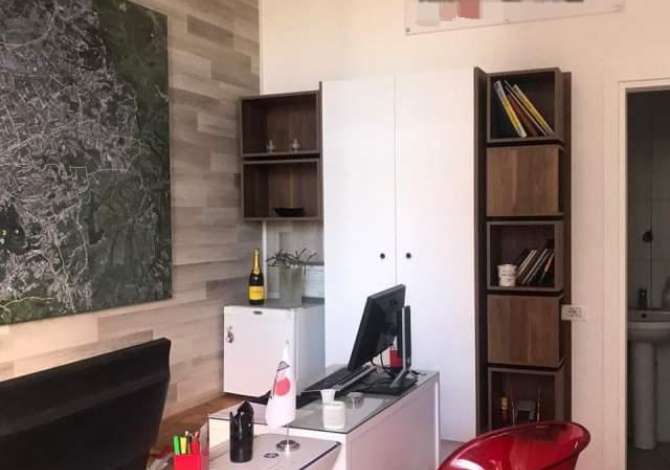 Jepet Me Qera Dyqan Prane Kompleksit Olimpik (ID BD21439) Tirane