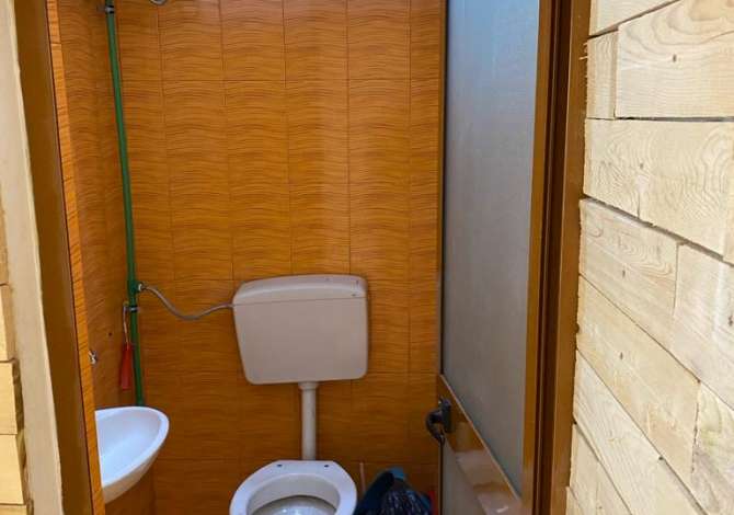 Ambient biznesi me qera 1+1 ne Tirane - 300 Euro