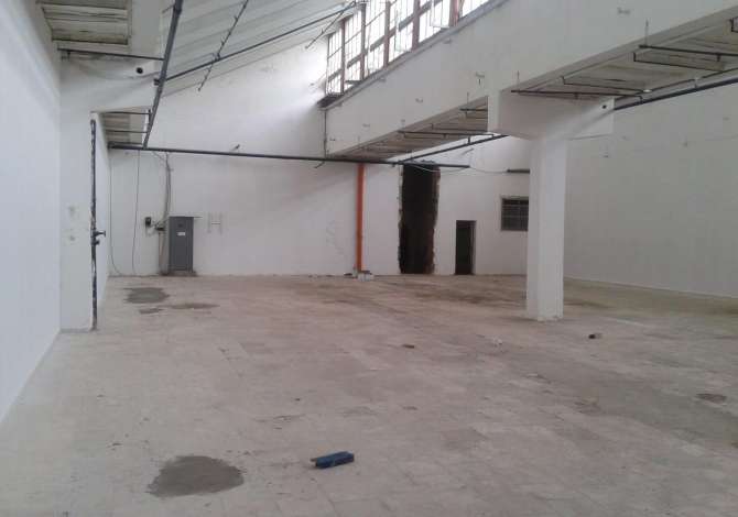 Ambient biznesi me qera 4+1 ne Tirane - 1,200 Euro