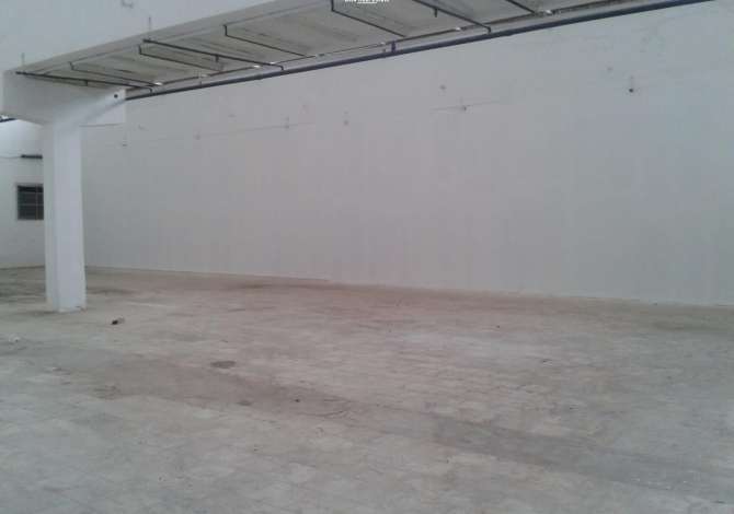 Ambient biznesi me qera 4+1 ne Tirane - 1,200 Euro