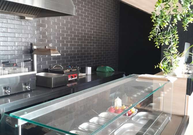 Ambient biznesi me qera 1+1 ne Tirane - 1,200 Euro