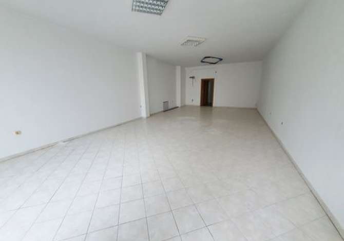 Ambient biznesi me qera 1+1 ne Tirane - 700 Euro