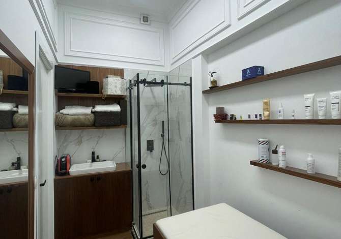 Ambient biznesi me qera 1+1 ne Tirane - 200 Euro