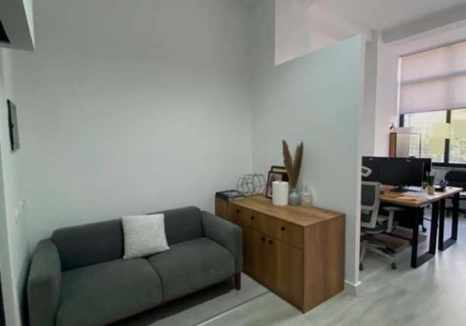 Zyre Me Qera Tek 21 Dhjetori (ID BZ2292) Tirane