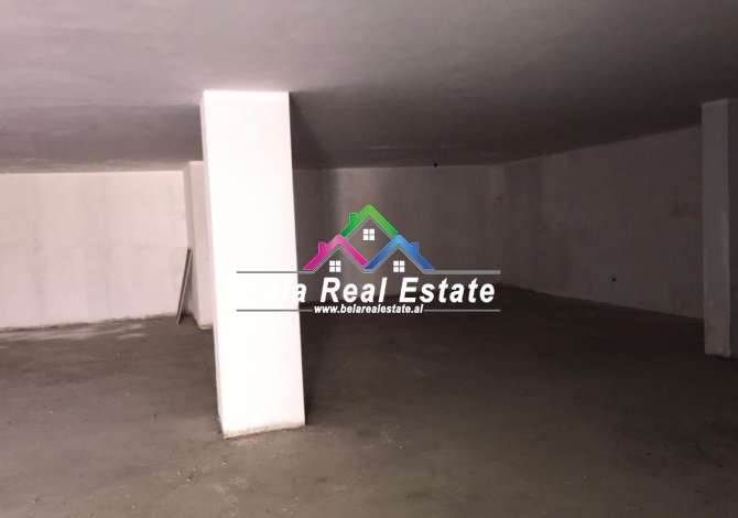 Business Property for Rent 6+1 in Tirana - 1,200 Euro