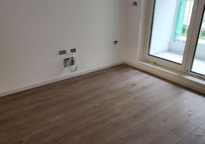 Ambient biznesi me qera 3+1 ne Tirane - 340 Euro