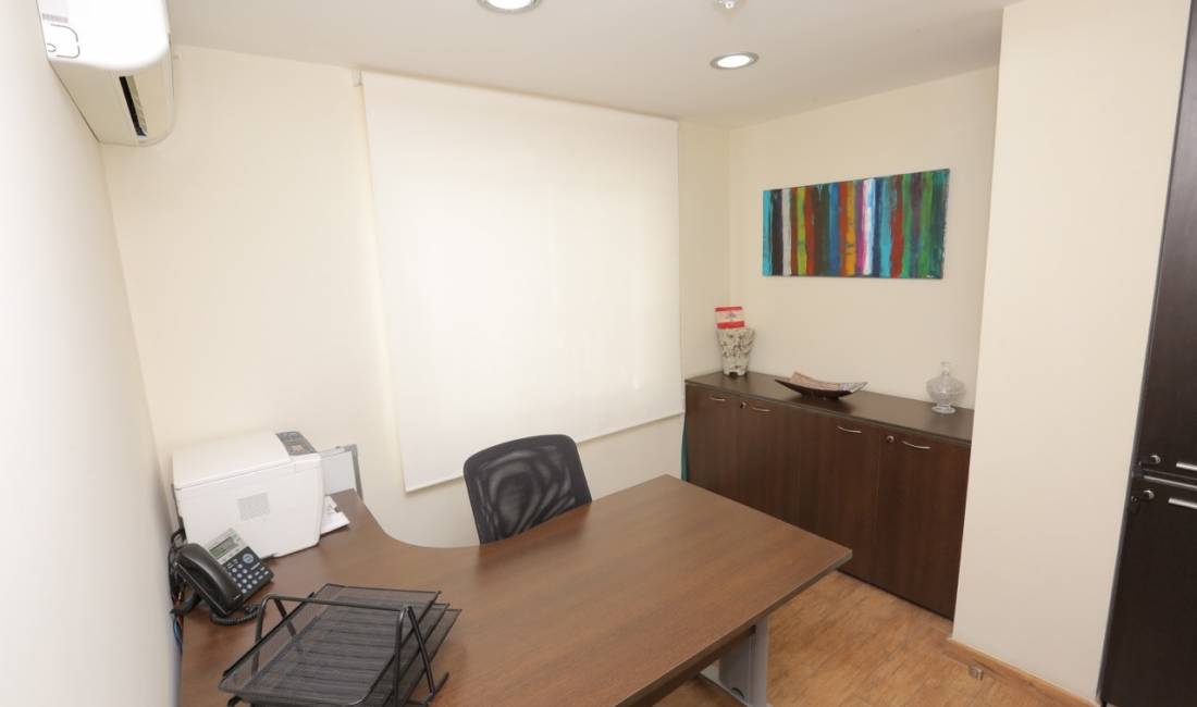 Shitet Dyqan tek Selvia (ID BD1109) Tirane