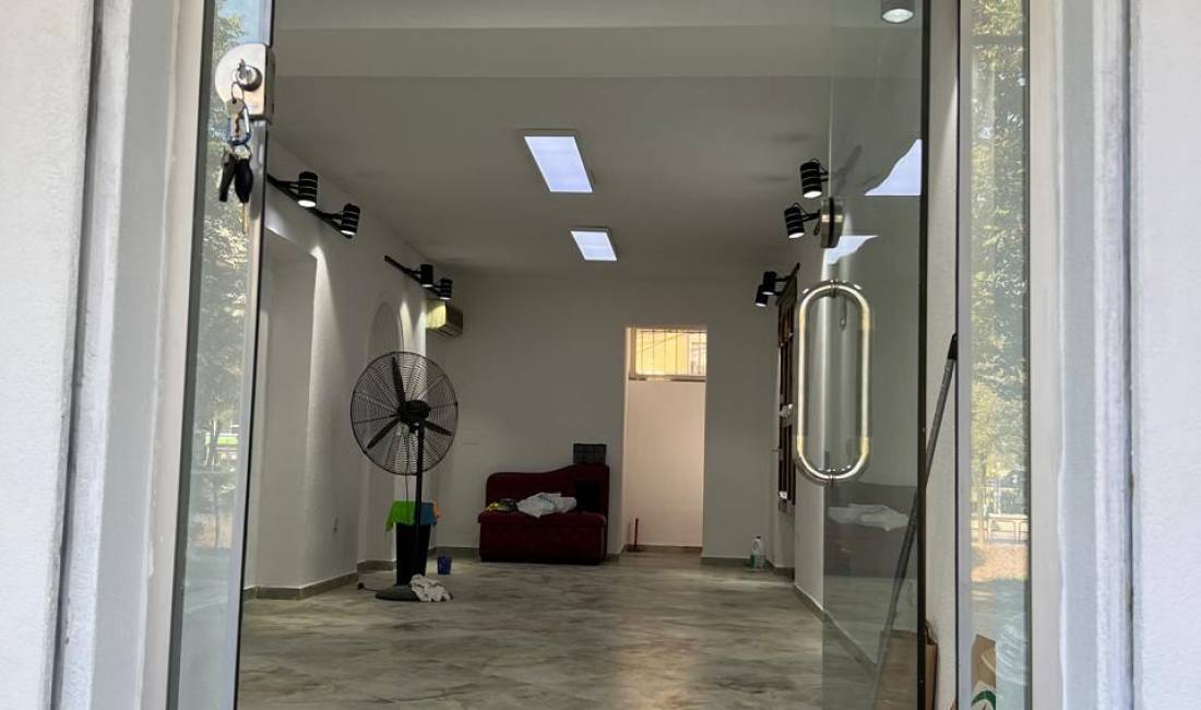 Dyqan Me Qera Tek Bulevardi Bajram Curri (ID BD21586) Tirane.