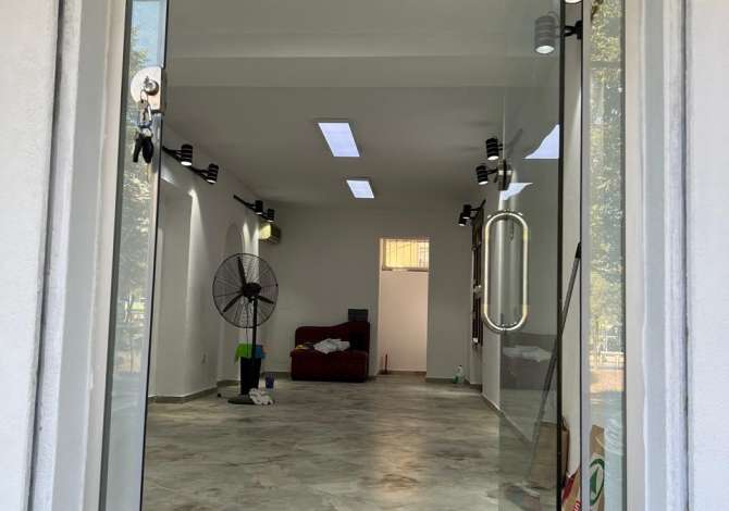 Dyqan Me Qera Tek Bulevardi Bajram Curri (ID BD21586) Tirane.