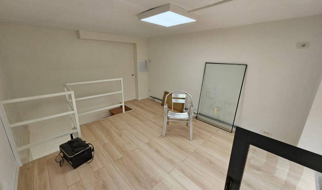 Dyqan Dupleks Me Qera tek 5 Maji (ID BD21590) Tirane