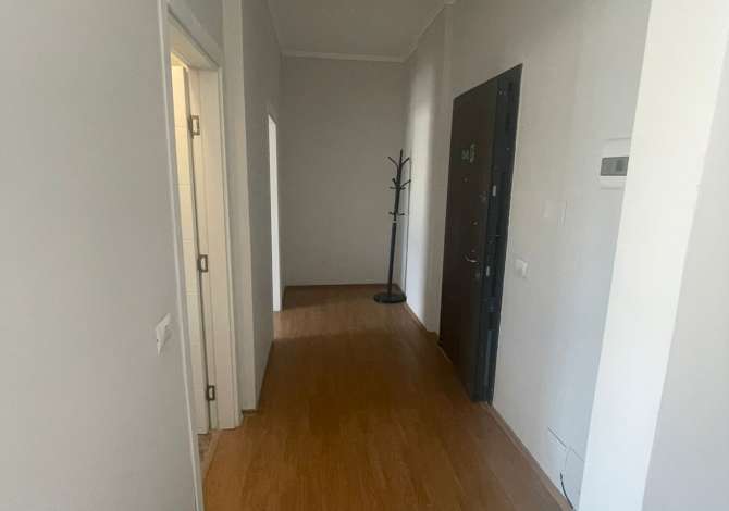 Business Property for Rent 3+1 in Tirana - 500 Euro