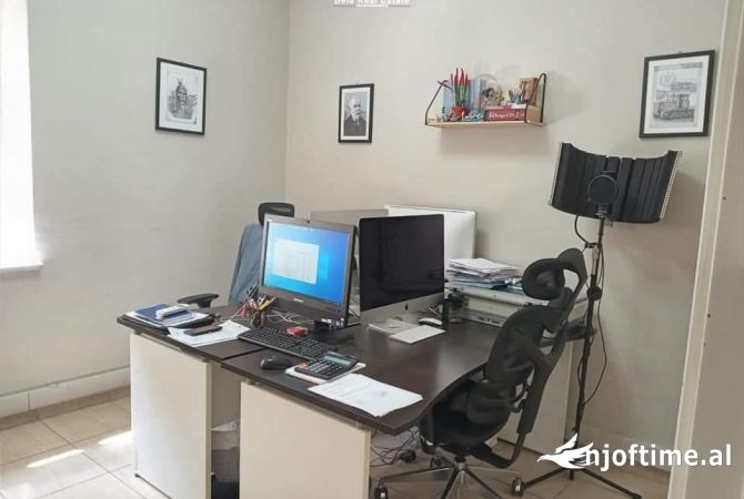 Zyre Me Qera Ne Bllok (ID BZ2409) Tirane