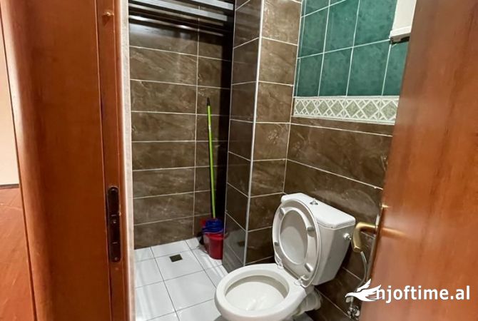 Business Property for Rent 3+1 in Tirana - 800 Euro