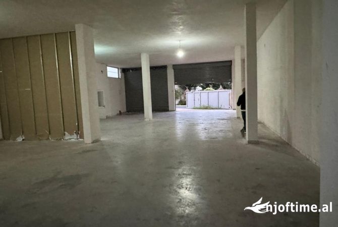 Magazine Me Qera ne Autostraden Tirane Durres (ID BM216) Tirane