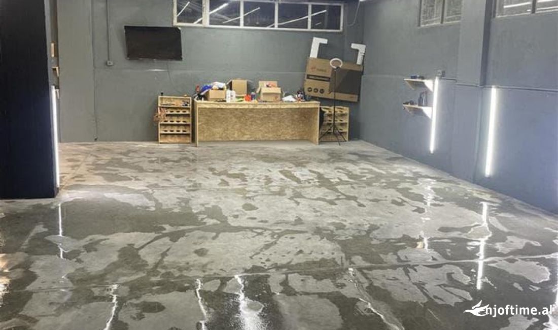 Magazine Me Qera ne Misto Mame (ID BM219) Tirane