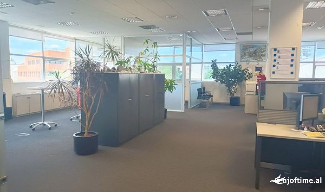 Zyre/Dyqan Me Qera ne Ali Dem (ID BD21607) Tirane