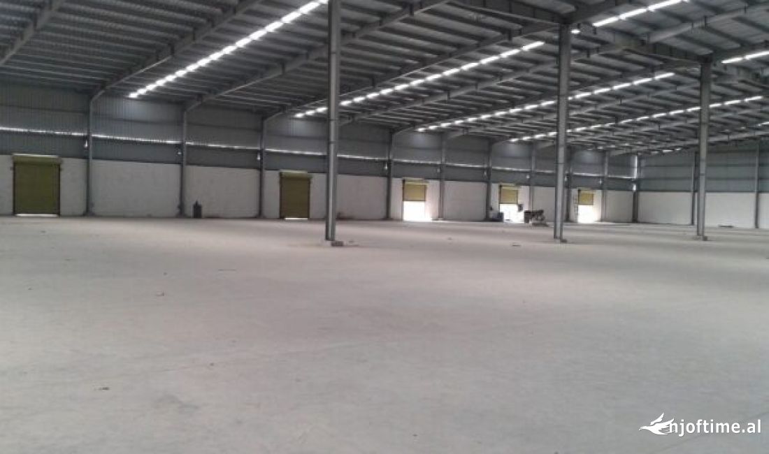 Magazine Me Qera ne Autostraden Tirane-Durres (ID BM221) Tirane