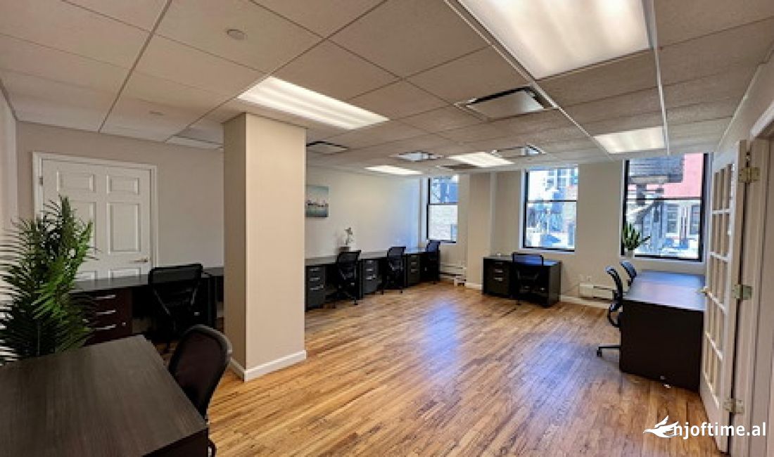 Zyre me qera Dupleks tek Rruga e Kavajes (ID BZ2440) Tirane​