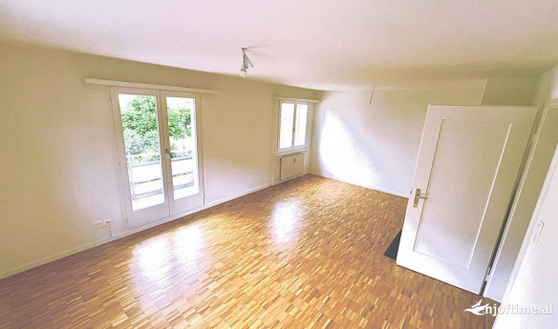 Zyre me qera 2+1 ne Myslym Shyri (ID BZ2423) Tirane​