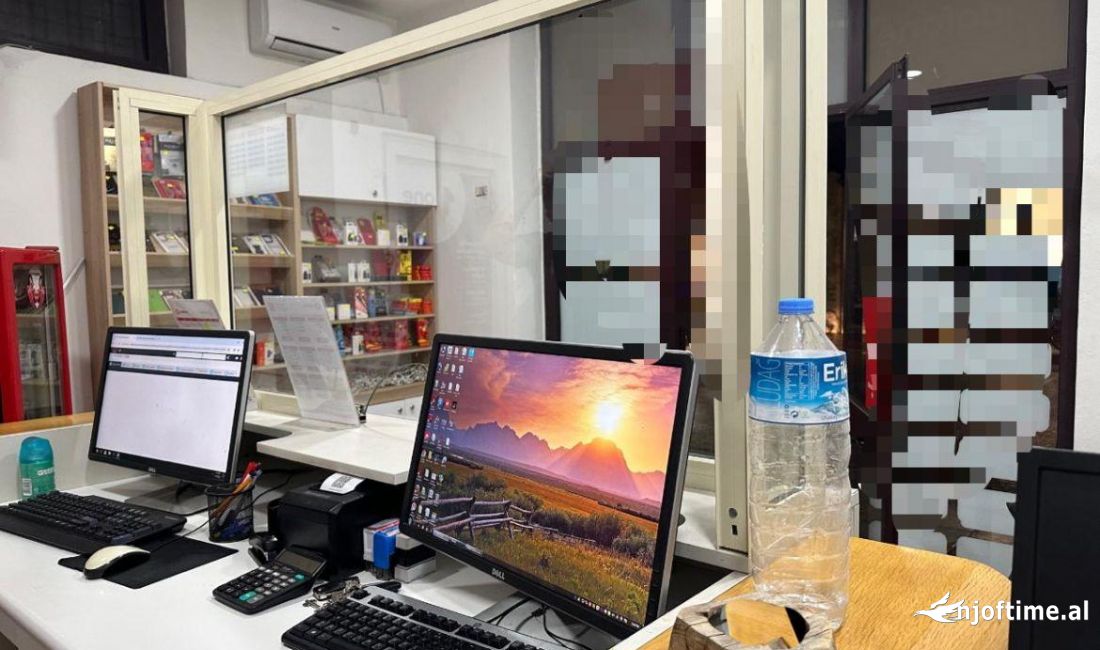 Shitet ose me qera Biznes Tabakino tek Rruga Barrikadave (ID BSHB126) Tirane