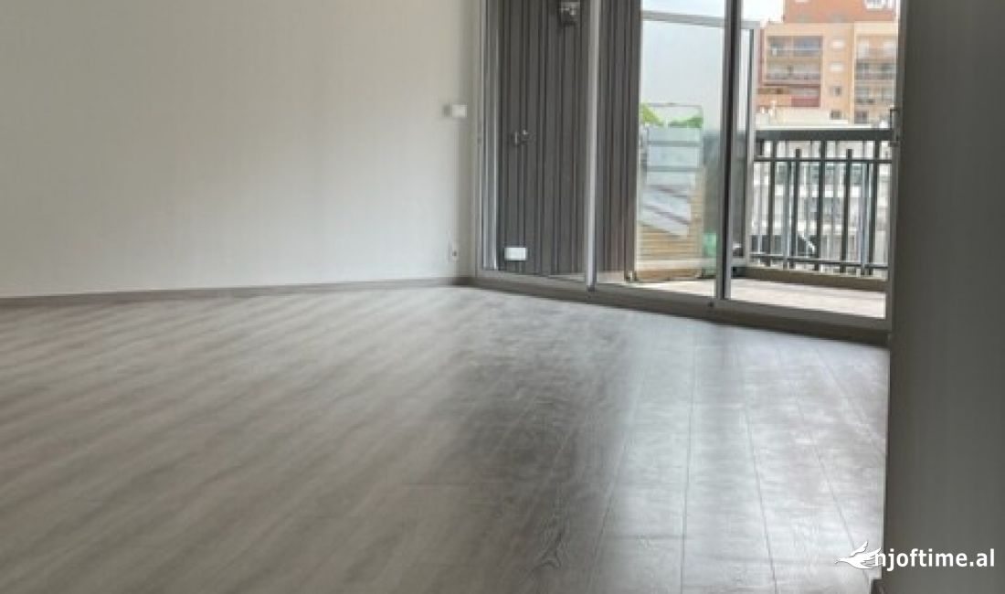 Dyqan Me Qera ne Astir (ID BD21621) Tirane