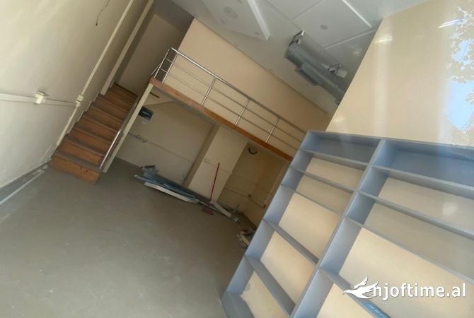 Dyqan Me Qera Ne Qytet Studenti (ID BD1141)