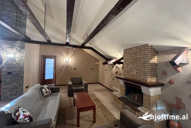 Shtepi ne shitje Shtepi Private ne Tirane, 5+1, Mobilimi E mobiluar, Pagesa 460,000  Euro.