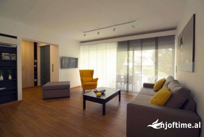 Vile 3 Kateshe Ne Shitje Ne Sauk (ID BV085) Tirane.