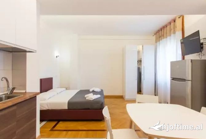 Shitet Vile 3 kateshe tek Vilat Amerikane (ID BV0108) Tirane