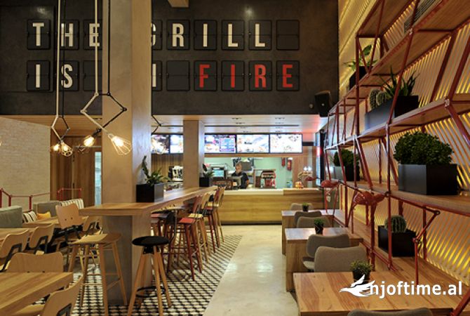 Ambiente Commerciale in Affitto 1+1 a Tirana - 1,000 Euro