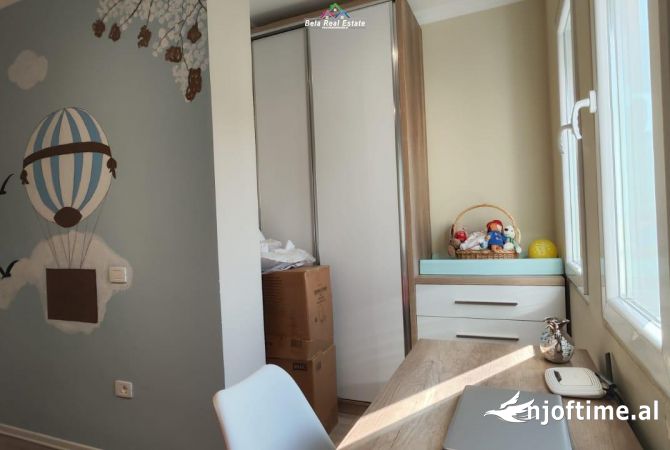 Shtepi ne shitje Apartament ne Tirane, 2+1, Mobilimi E mobiluar, Pagesa 207,000  Euro.