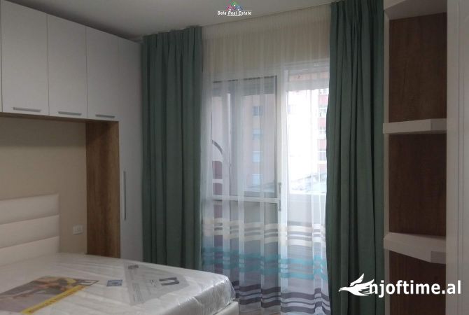 Shtepi ne shitje Apartament ne Tirane, 2+1, Mobilimi E mobiluar, Pagesa 207,000  Euro.