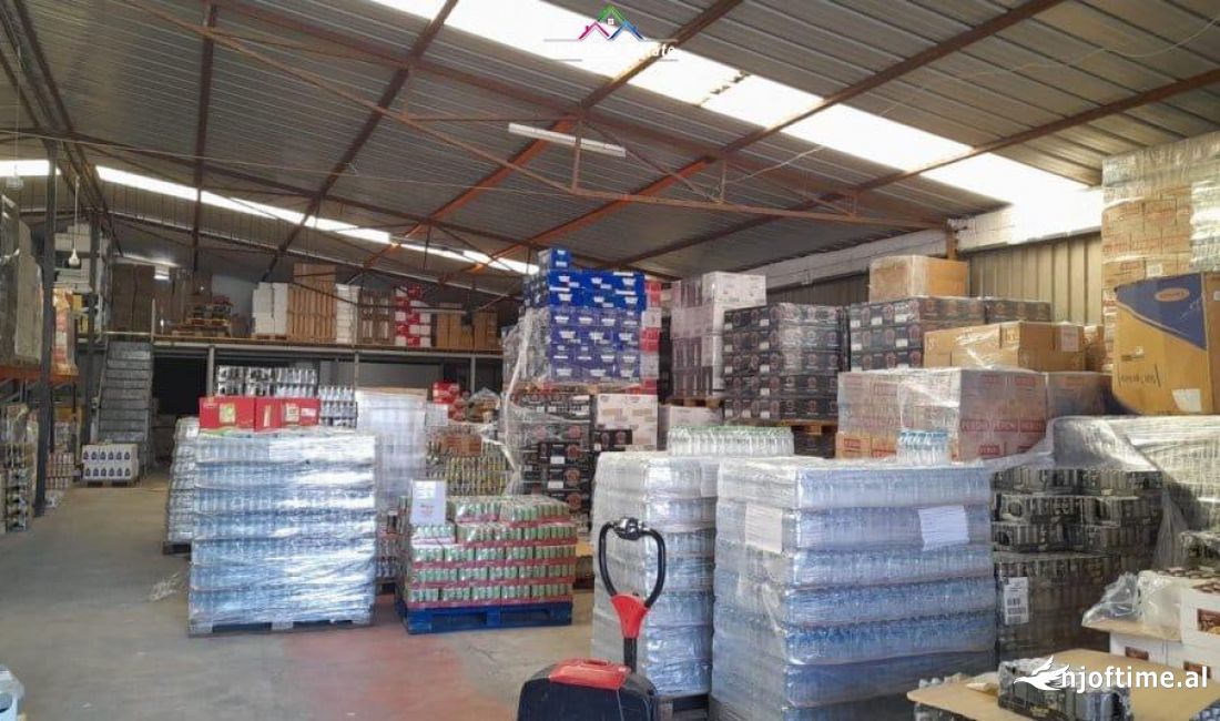 Magazine Me Qera tek Ish-Qyteti i Nxenesve (ID BM237 ) Tirane