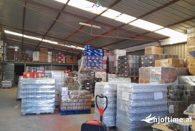 Magazine Me Qera tek Ish-Qyteti i Nxenesve (ID BM237 ) Tirane