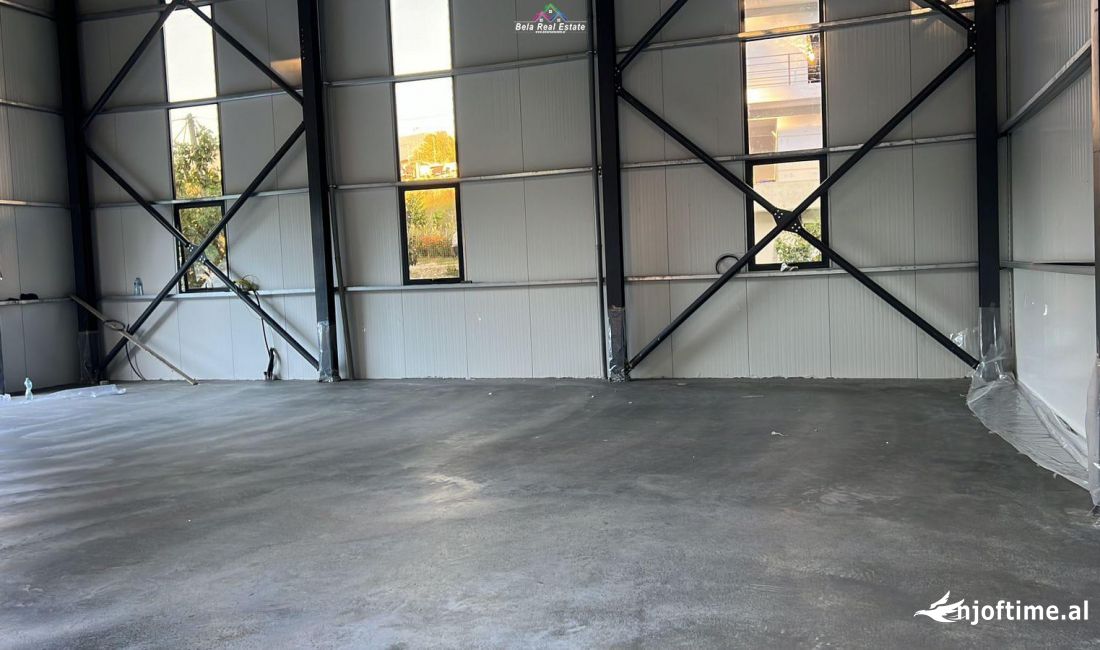 Magazine Me Qera Ne Farke (ID BM238) Tirane