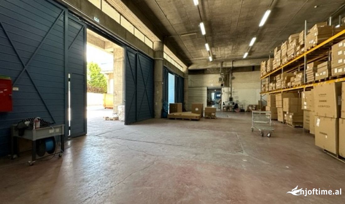 Magazine me qera ne Kombinat (ID BM239) Tirane.