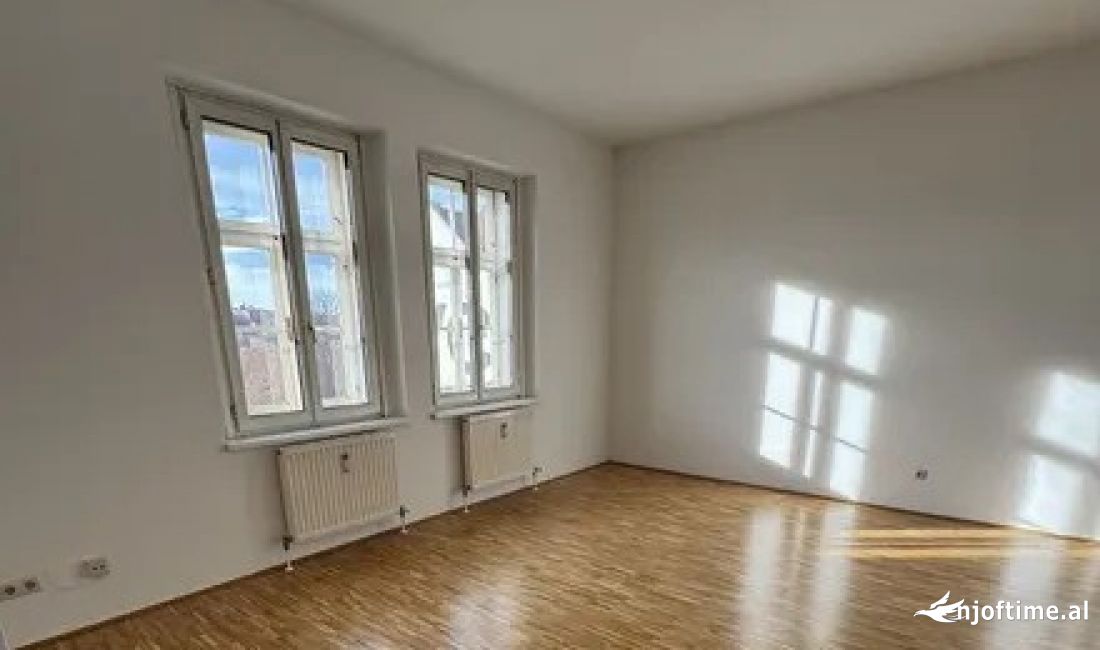 Zyre Me Qera 2+1 Tek Pazari i Ri (ID BZ2555)Tirane