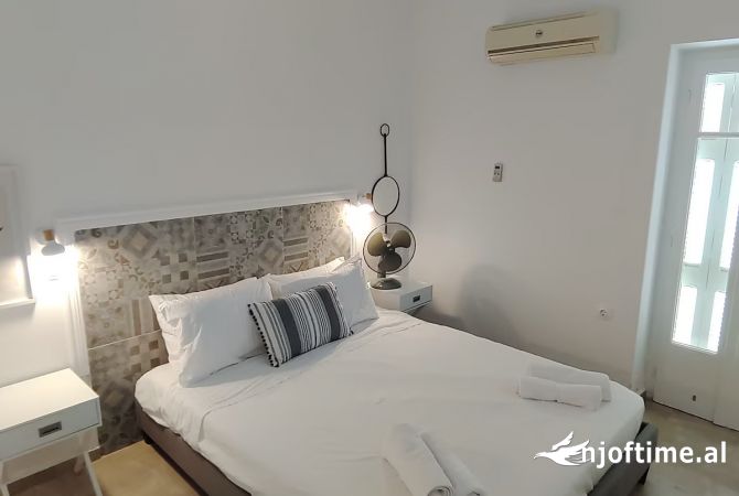 Apartament Ne Shitje 2+1 tek Ish Parku (ID B120635) Tirane