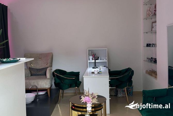 Biznese ne shitje 1+1 ne Tirane - 300 Euro