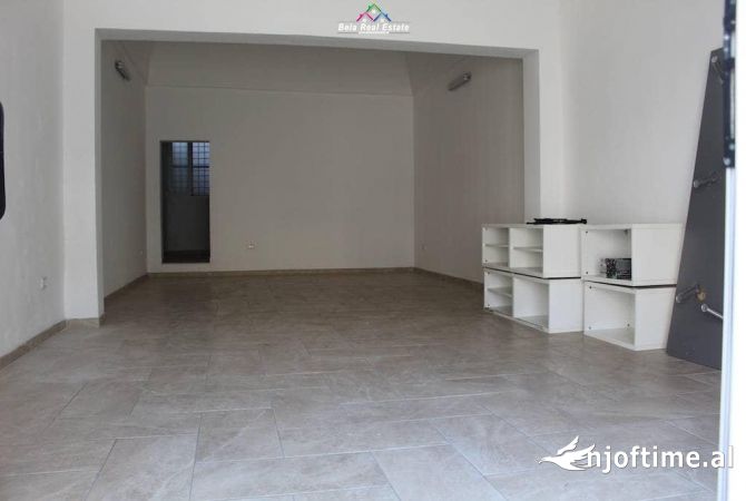 Ambient biznesi ne shitje 1+1 ne Tirane - 160,000 Euro