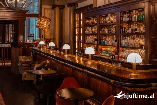 Biznese ne shitje 1+1 ne Tirane - 1,800 Euro