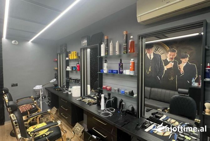 Shitet Biznes Berber Shop prane Xhamise se Tabakeve (ID BSHB150) Tirane
