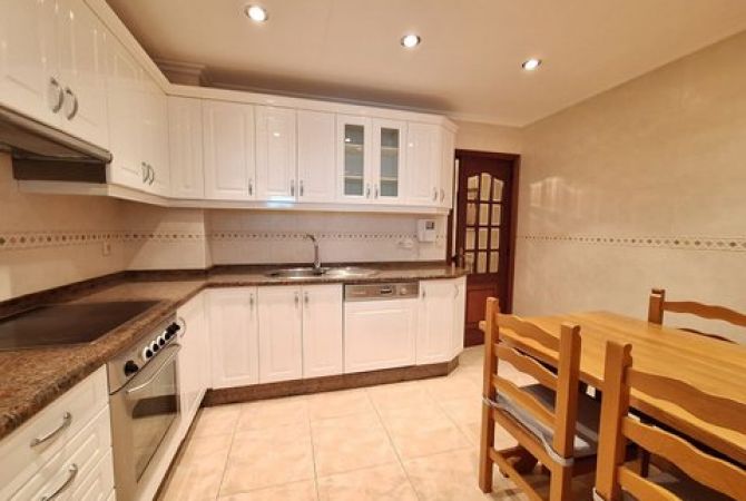 Apartament Me Qera 2+1 ne Fresk  