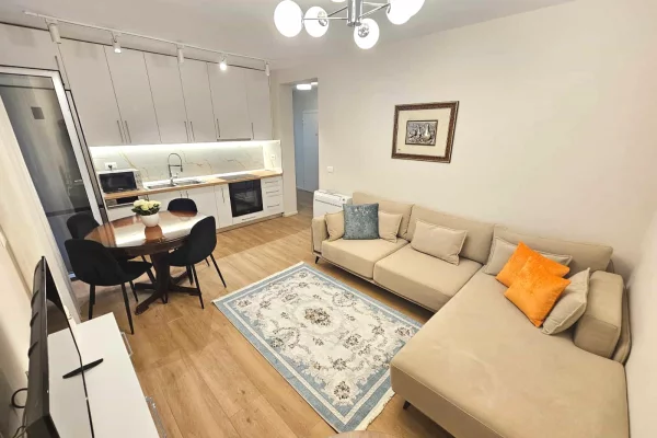 House for Rent 2+1 in Tirana - 75,000 Leke