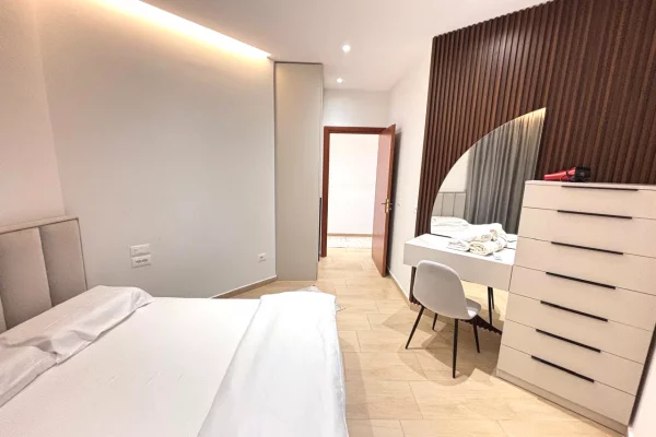 Shtepi me qera Apartament ne Tirane, 1+1, Mobilimi E mobiluar, Pagesa 80,000  Leke.