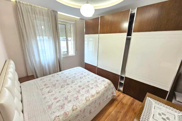 House for Rent 1+1 in Tirana - 60,000 Leke