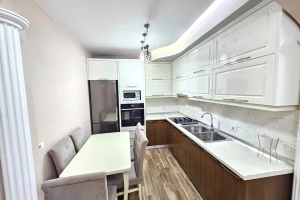 Shtepi me qera Apartament ne Tirane, 1+1, Mobilimi E mobiluar, Pagesa 60,000  Leke.