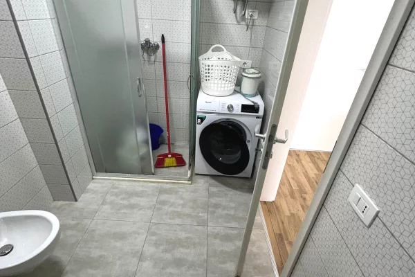 Shtepi me qera Apartament ne Tirane, 1+1, Mobilimi E mobiluar, Pagesa 500  Euro.