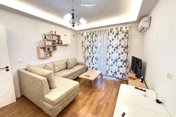 Aparament Me Qera 2+1 Tek Harry Fultz (ID B2211387) Tirane​